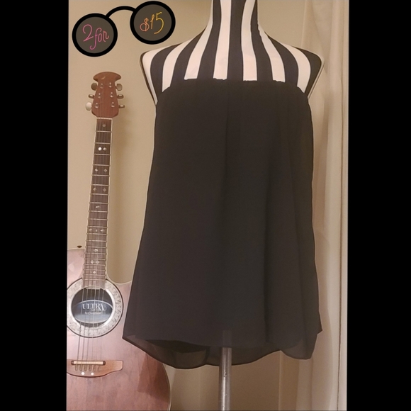 Flowy, Strapless Top - Picture 1 of 8